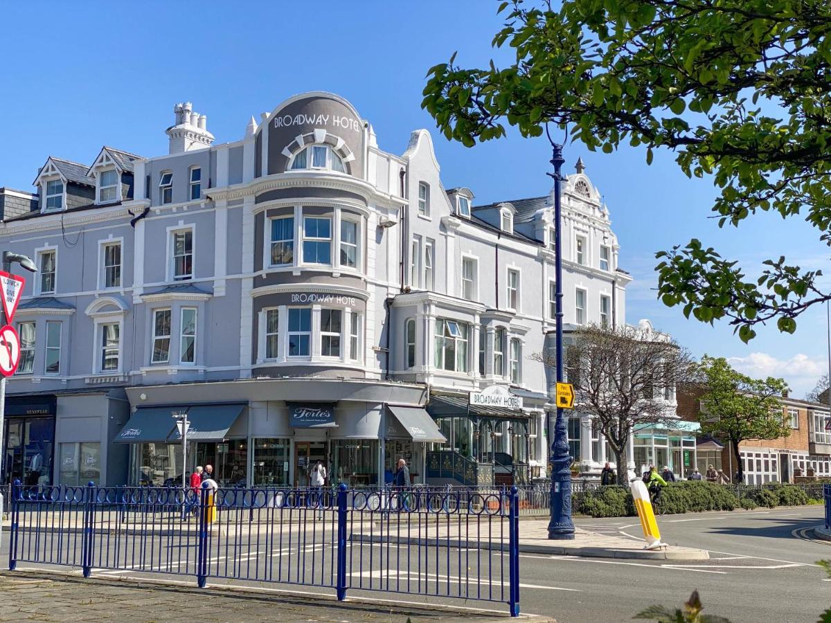 The Broadway Hotel Llandudno Exterior photo