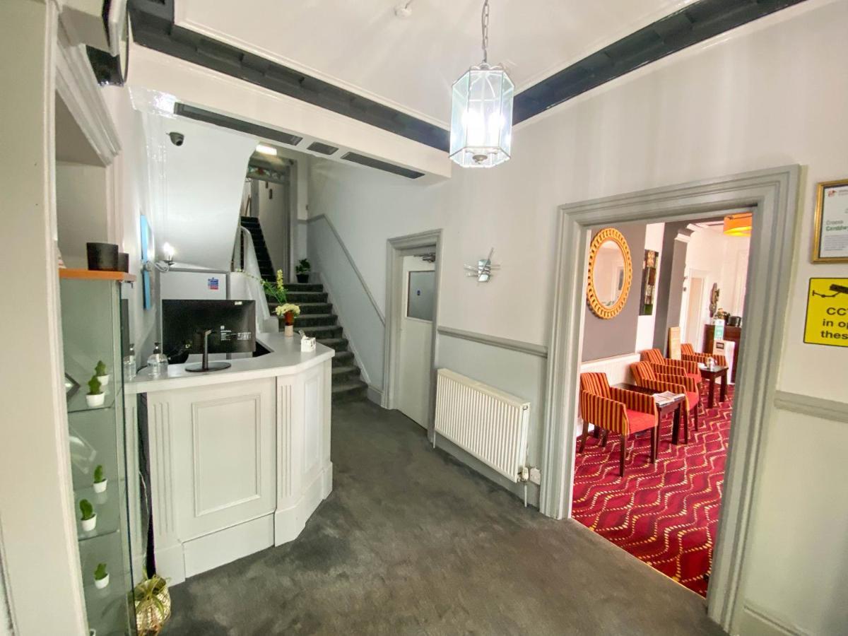 The Broadway Hotel Llandudno Exterior photo