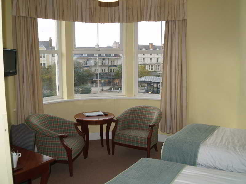 The Broadway Hotel Llandudno Exterior photo