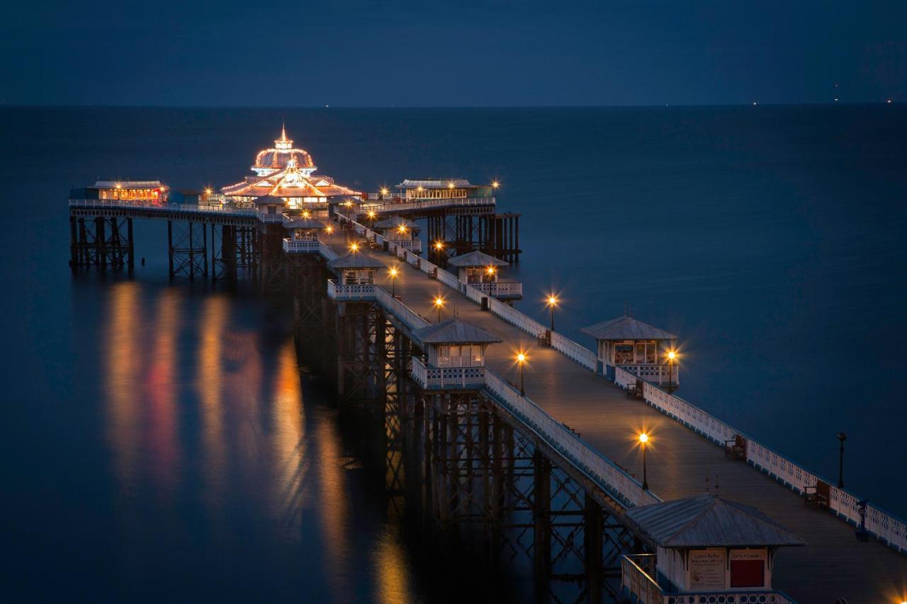 The Broadway Hotel Llandudno Exterior photo